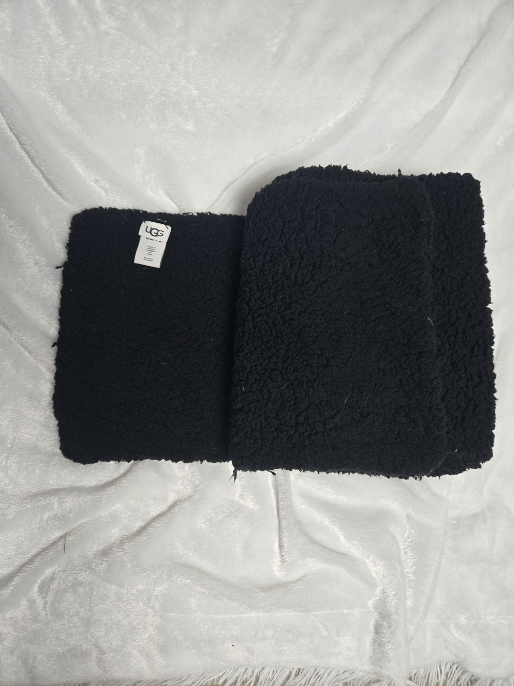 UGG Black Sherpa Neck Scarf